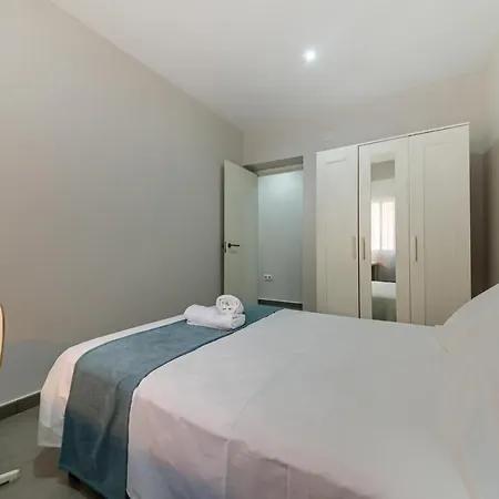 Apartamento Plaza De La Fuente Apartment *